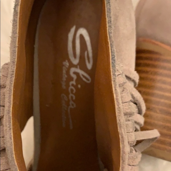 Fringed Booties - Picture 3 of 4